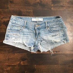 Abercrombie & fitch short size 27